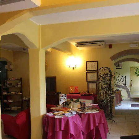 Strada Della Marina Scapezzano