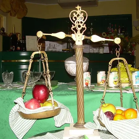 Strada Della Marina Bed and breakfast
