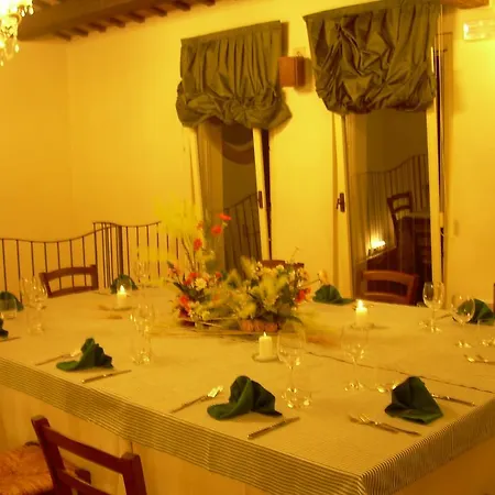 Couette-café Strada Della Marina 4*