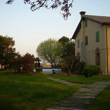 Strada Della Marina ベッド・アンド・ブレックファスト 4*